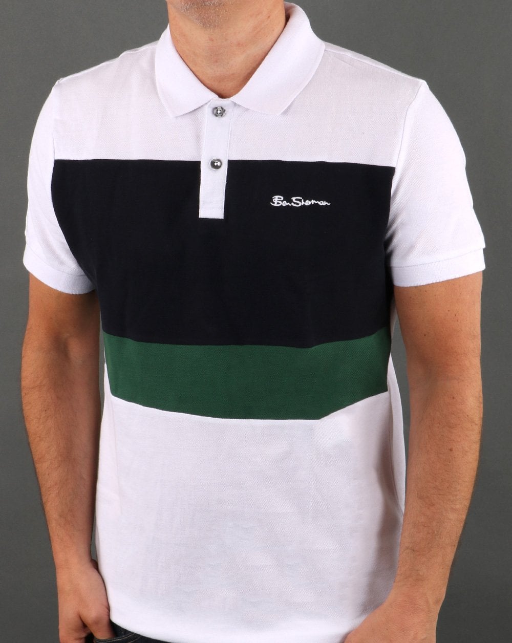 Ben Sherman – Poloshirt mit Farbblockdesign in Weiß