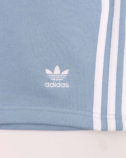 Adidas Originals – Shorts mit 3 Streifen, Himmelblau