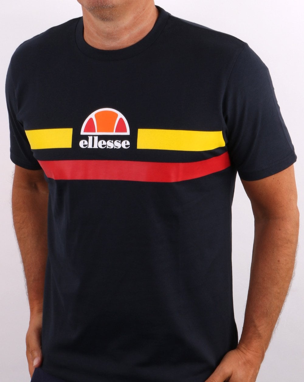 Ellesse – Aprela – T-Shirt in Marineblau