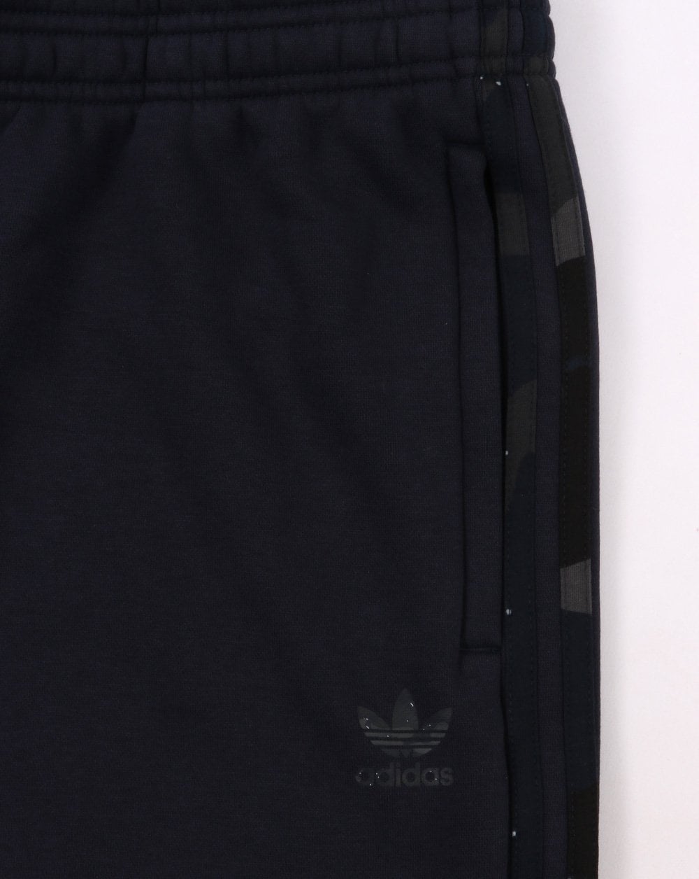 Adidas Originals Lounge-Shorts Marineblau/Camo