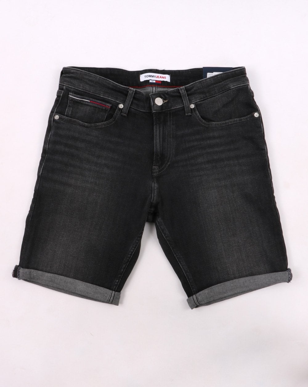 Tommy Jeans – Scanton – Jeansshorts in Schwarz