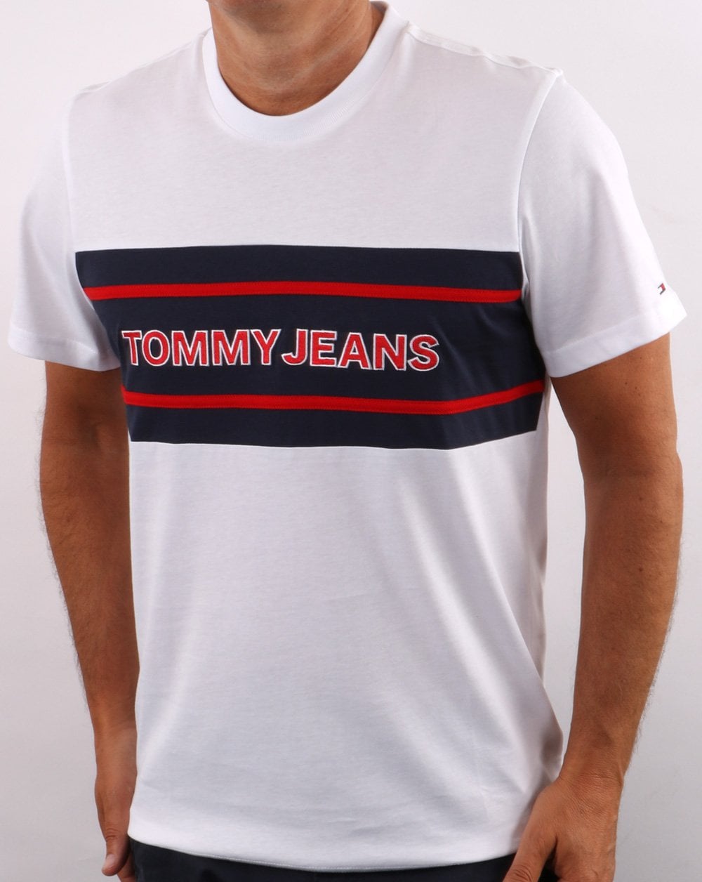 Tommy Jeans – Gestreiftes T-Shirt in Weiß/Bunt