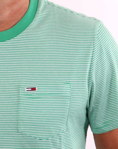 Tommy Jeans – T-Shirt mit Streifen und Tasche, Grün/Weiß