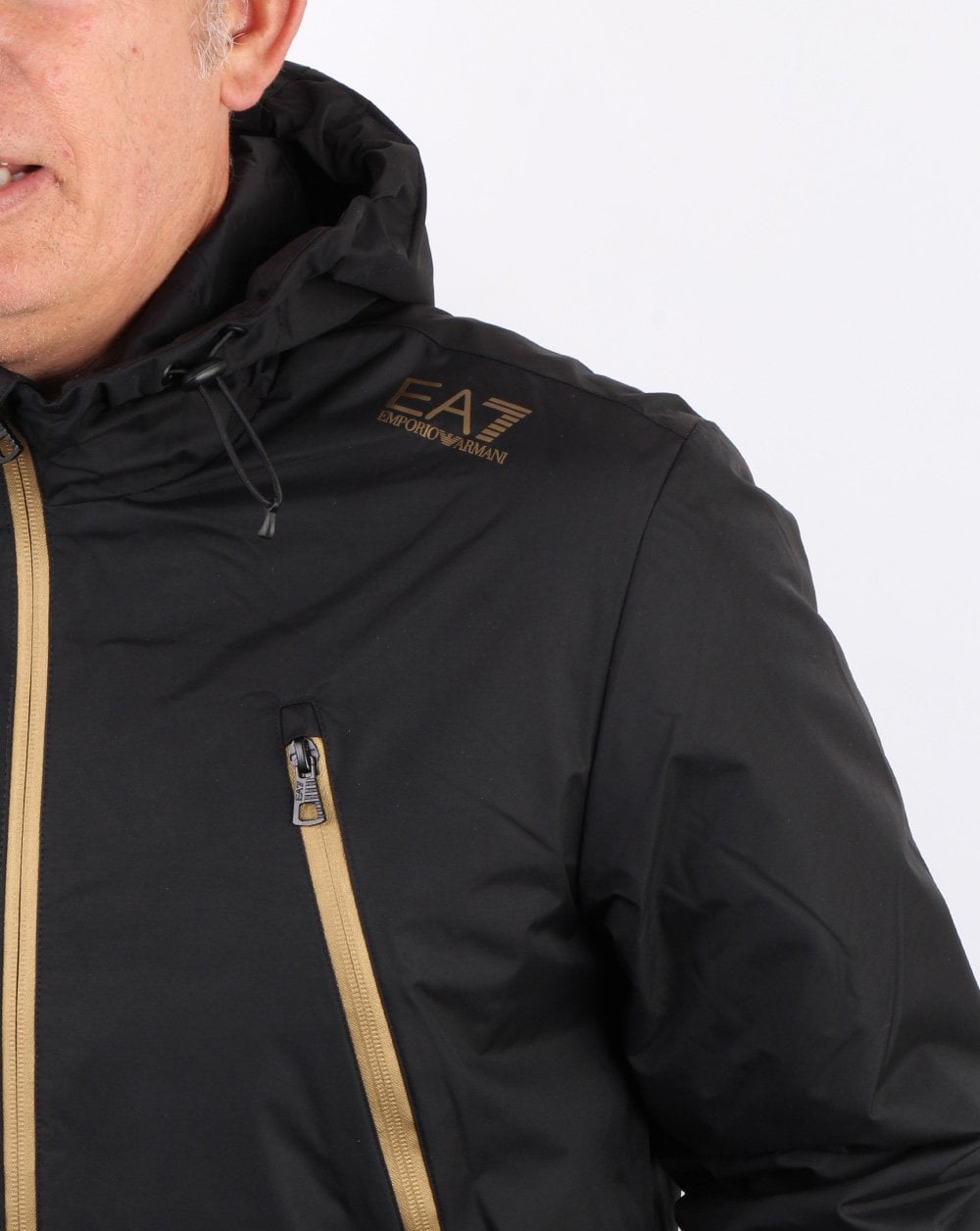 Emporio Armani EA7 Kapuzenjacke Schwarz/Gold