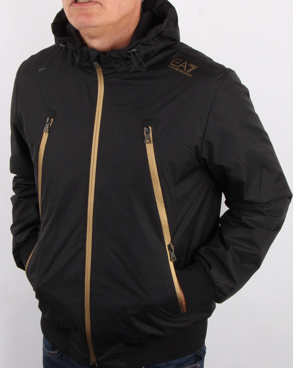 Emporio Armani EA7 Kapuzenjacke Schwarz/Gold