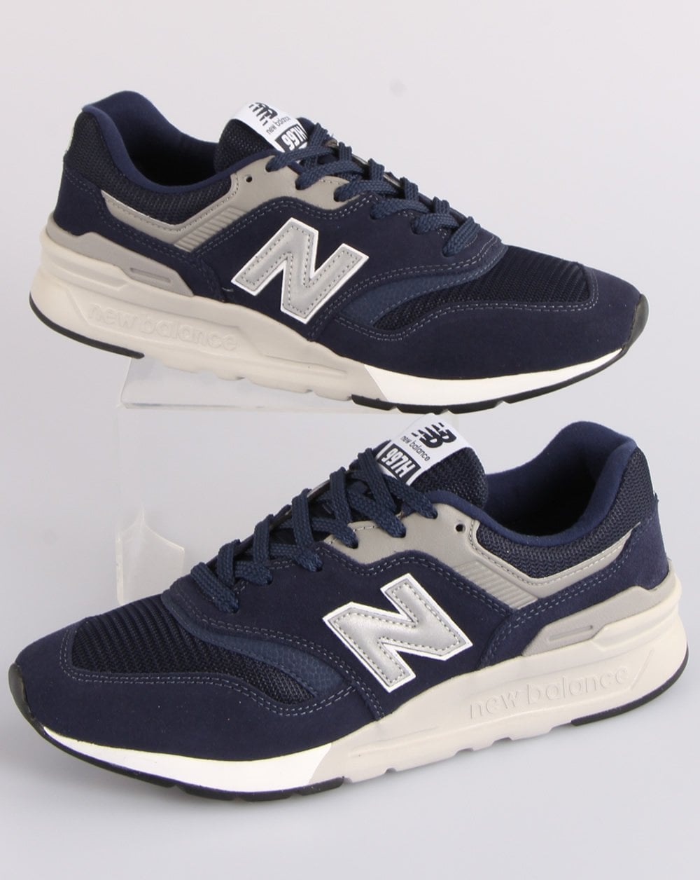 New Balance 997 Trainer Marineblau/Grau