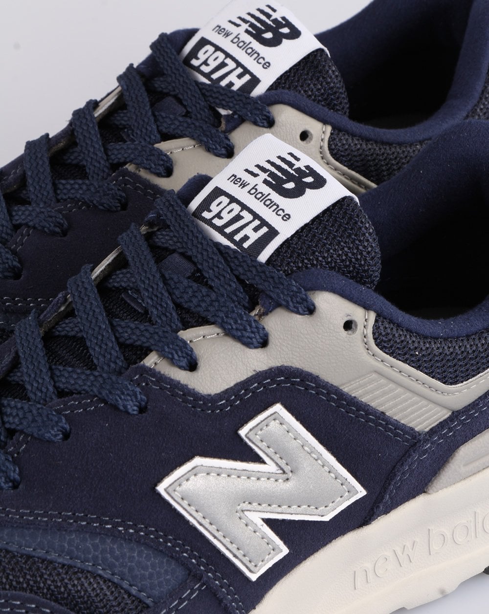 New Balance 997 Trainer Marineblau/Grau