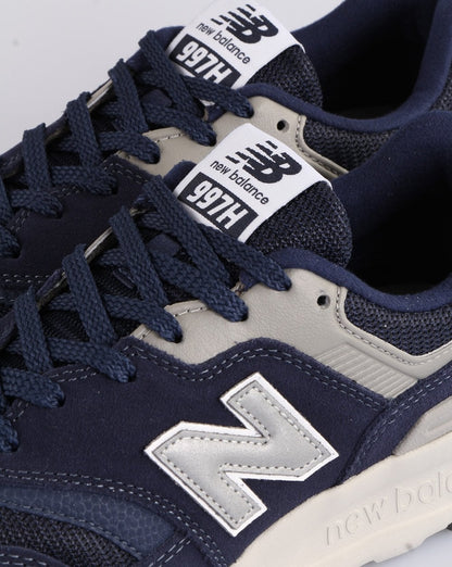 New Balance 997 Trainer Marineblau/Grau