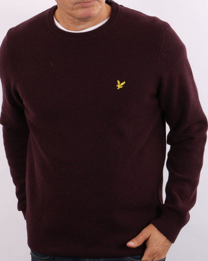 Lyle &amp; Scott Rundhalspullover aus Lammwolle in Burgunderrot