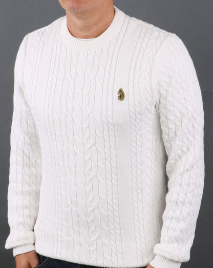 Luke Carter Johnson Zopfmuster Creme