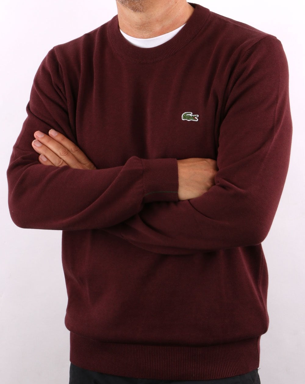 Lacoste – Rundhalspullover, tiefes Burgunderrot