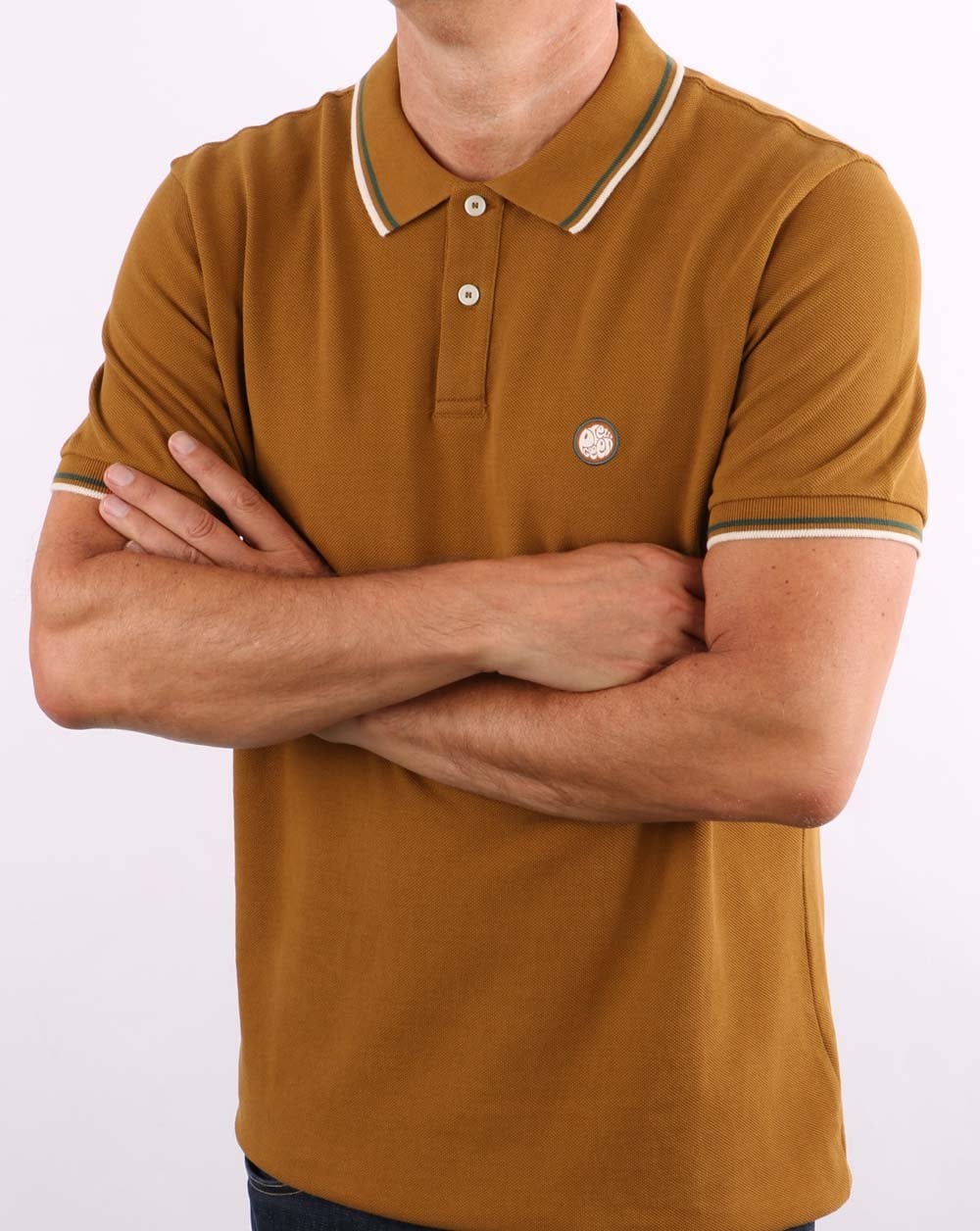 Hübsches Poloshirt mit grünen Streifen in Hellbraun