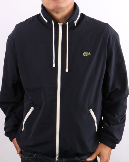 Lacoste – Wasserabweisende Windjacke in Marineblau