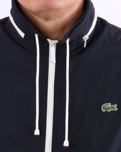 Lacoste – Wasserabweisende Windjacke in Marineblau