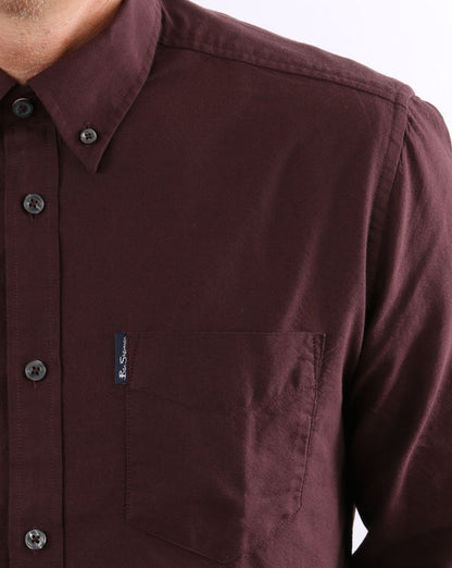 Ben Sherman – Langärmliges Oxford-Hemd in Burgunderrot