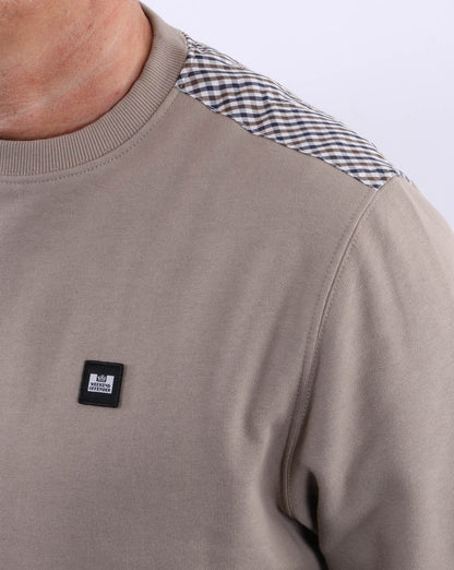 Weekend Offender – Sweatshirt mit karierter Schulterpartie in Beige