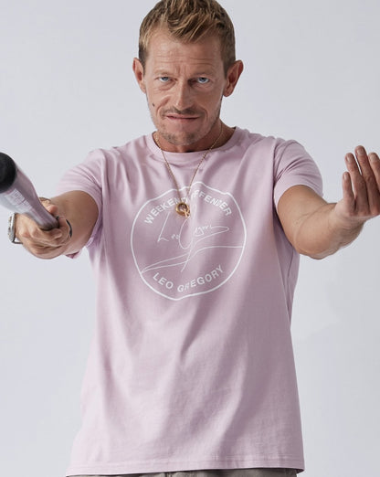 Weekend Offender Leo Gregory T-Shirt Lila