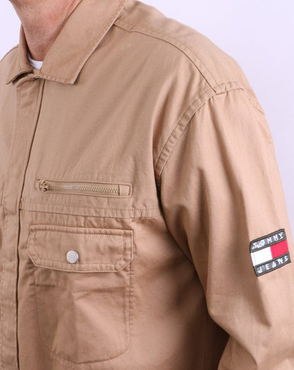 Tommy Jeans – Tonal Twill-Überhemd in klassischem Khaki