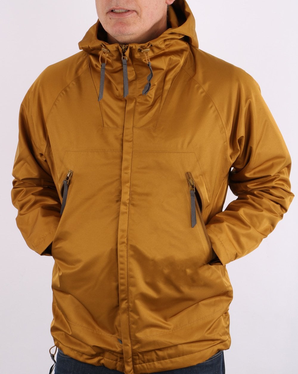 Pretty Green – Jacke mit durchgehendem Reißverschluss und versiegelten Nähten in Hellbraun