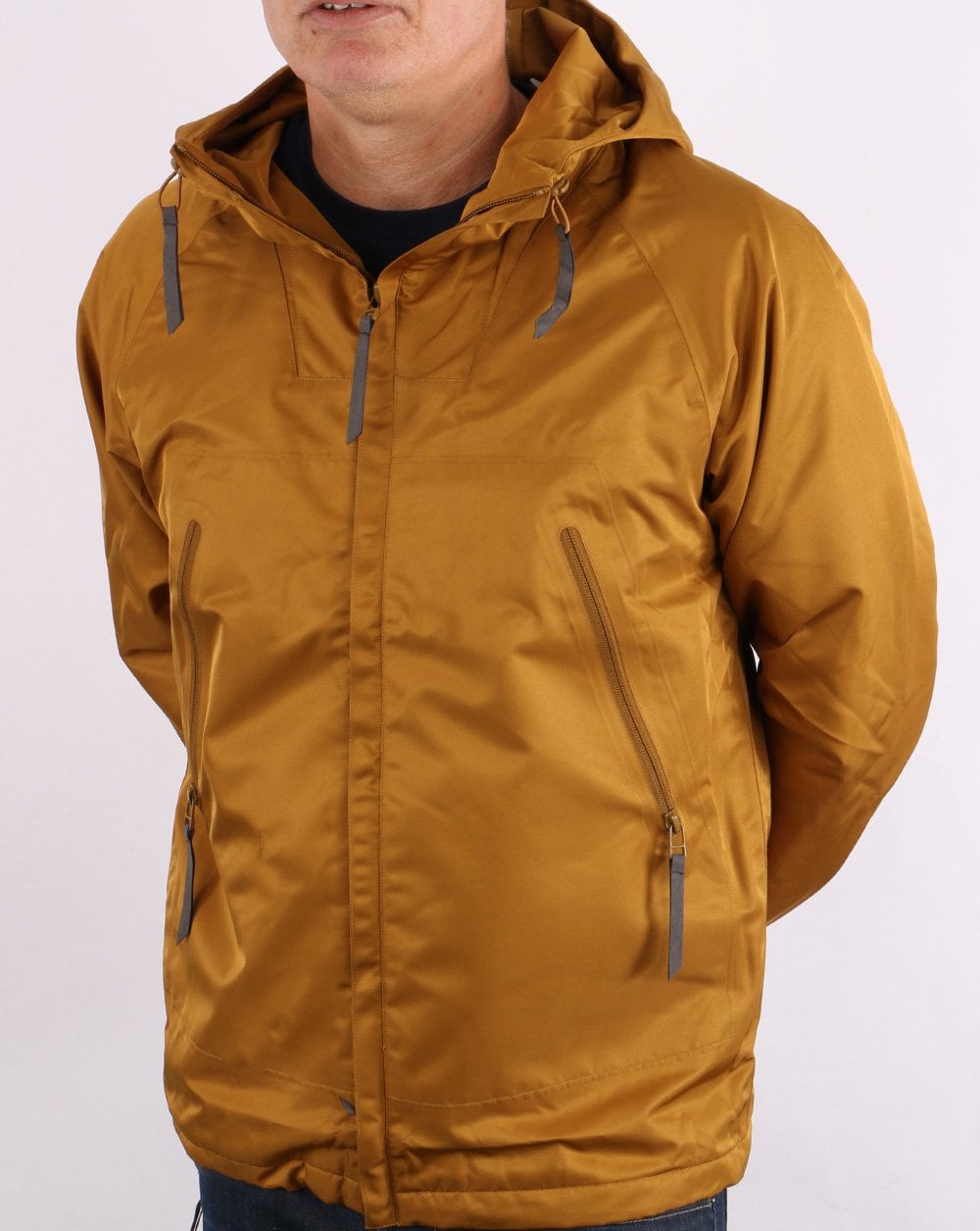 Pretty Green – Jacke mit durchgehendem Reißverschluss und versiegelten Nähten in Hellbraun