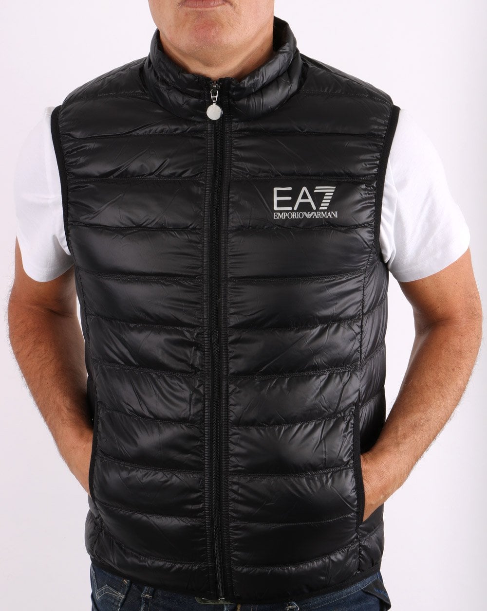 Emporio Armani – EA7 – Core – Schwarze Weste mit Reißverschluss und Logo