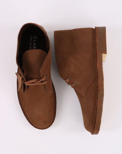 Clarks Originals – Desert Boot aus Cola-Wildleder