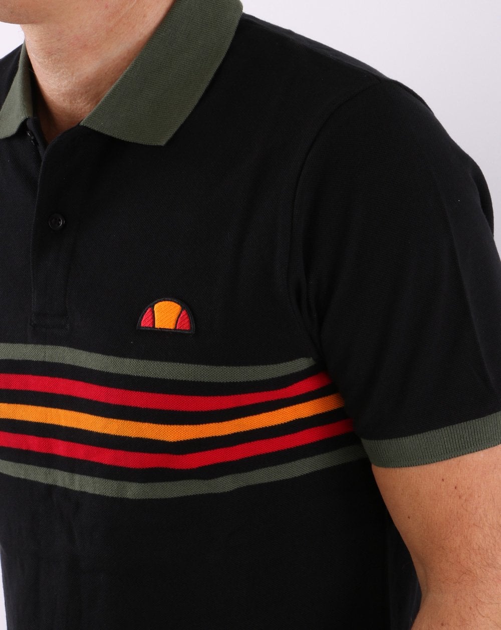 Ellesse – Poloshirt mit mehrfarbigen Streifen in Schwarz