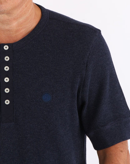 Pretty Green Waffel-T-Shirt Marineblau