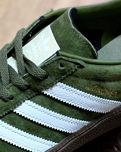 Adidas München Sneaker Oliv/Weiß