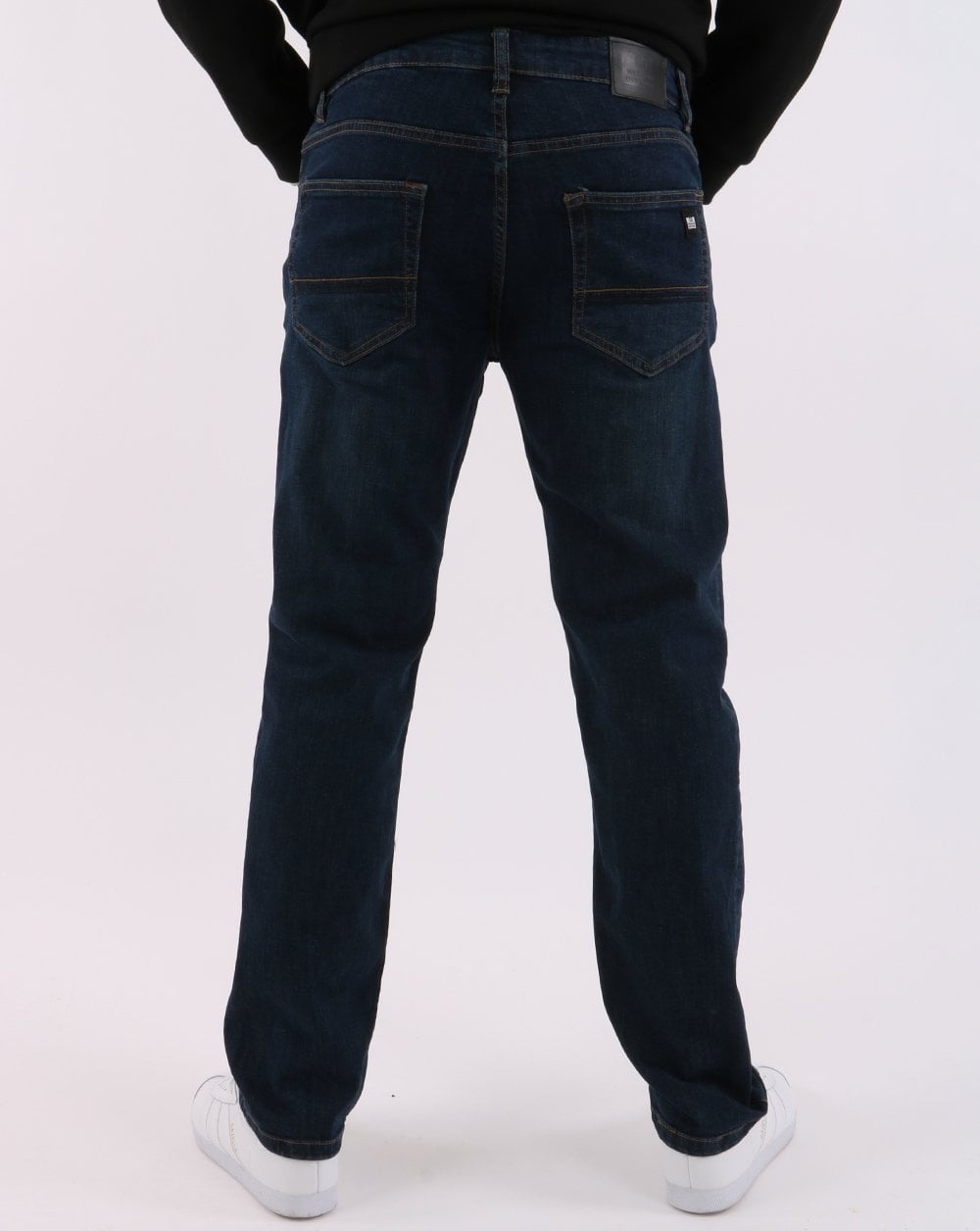 Weekend Offender – Locker geschnittene Jeans in dunklem Vintage-Look