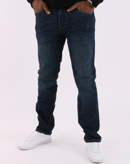 Weekend Offender – Tapered Fit Jeans in dunklem Vintage-Look