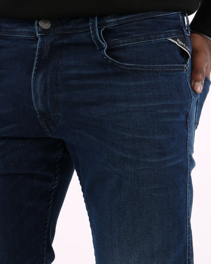 Replay – Anbass – Schmal geschnittene Jeans in Indigoblau