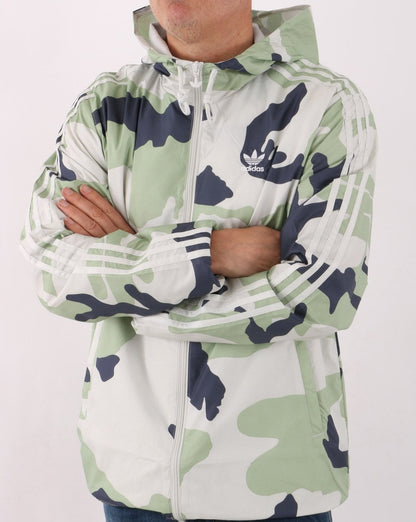 Adidas Originals – Windbreaker mit Camouflage-Muster in Orbitgrau