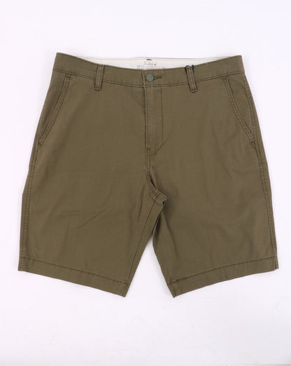 Levi's Chino-Shorts Olivgrün