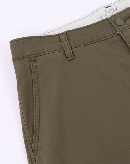 Levi's Chino-Shorts Olivgrün