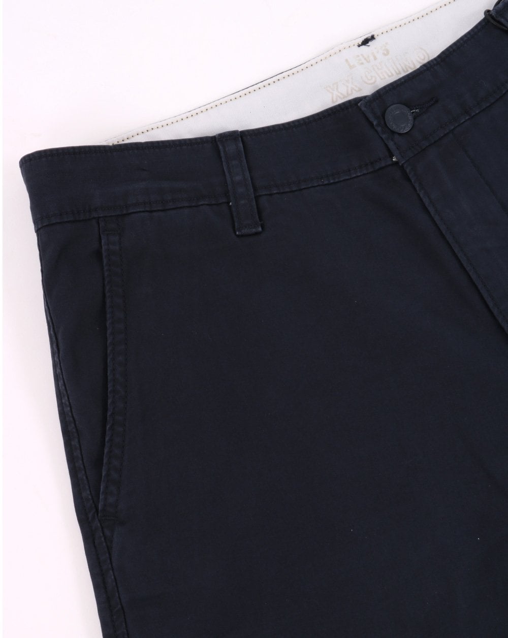 Levi's – Chino-Shorts in Baltic Navy