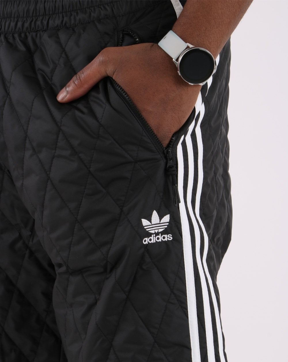 Adidas Originals – Gesteppte SST-Trainingshose in Schwarz
