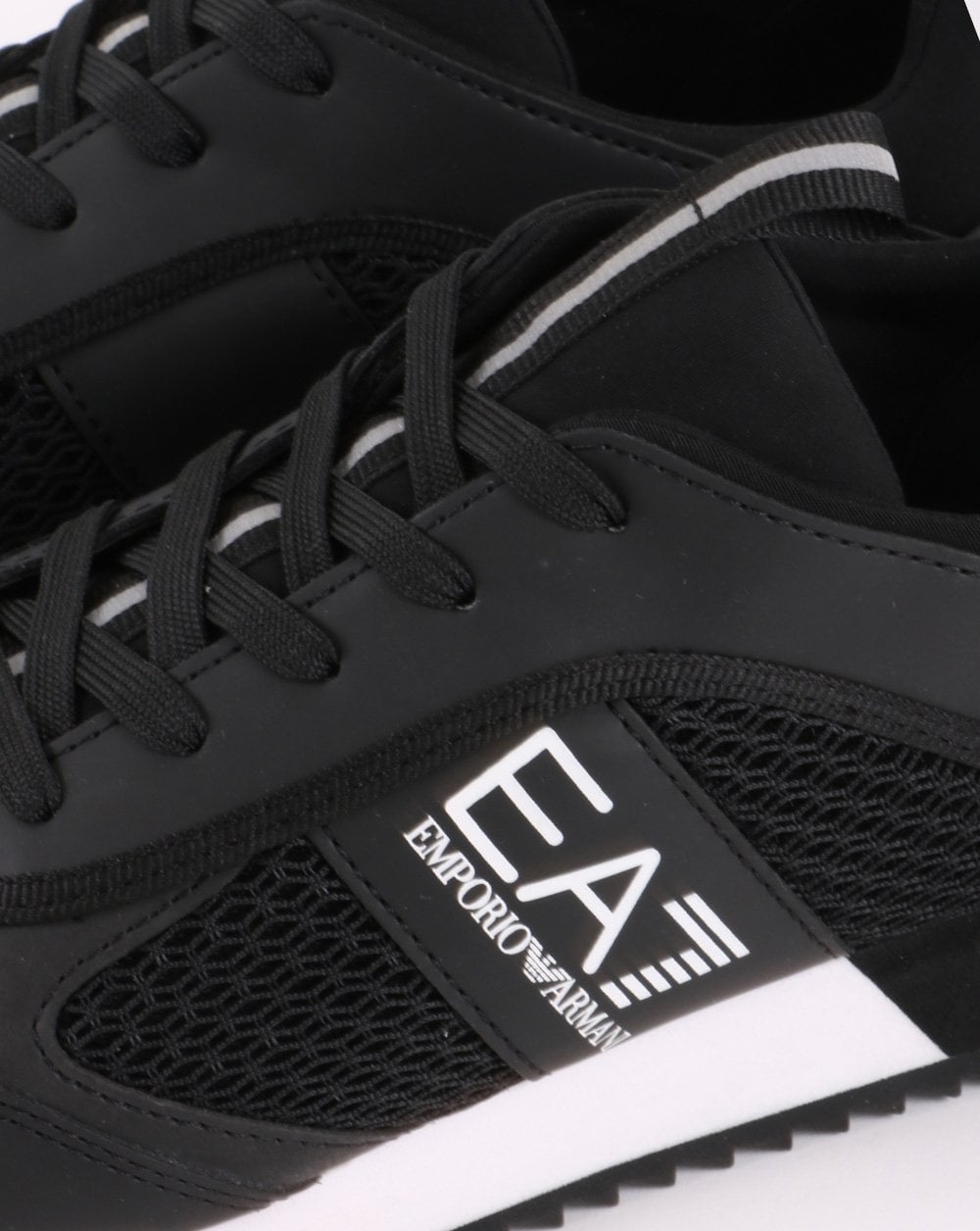 Emporio Armani EA7 Runner Trainer Black/white