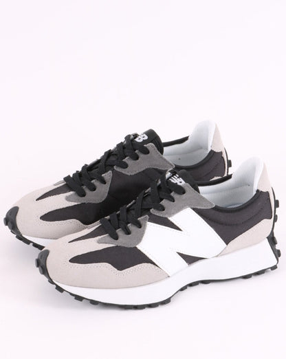 New Balance 327 Trainer Schwarz/Grau