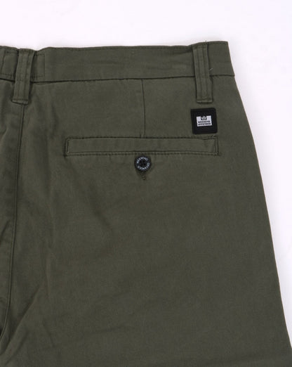 Weekend Offender Ivan Shorts Dunkelgrün