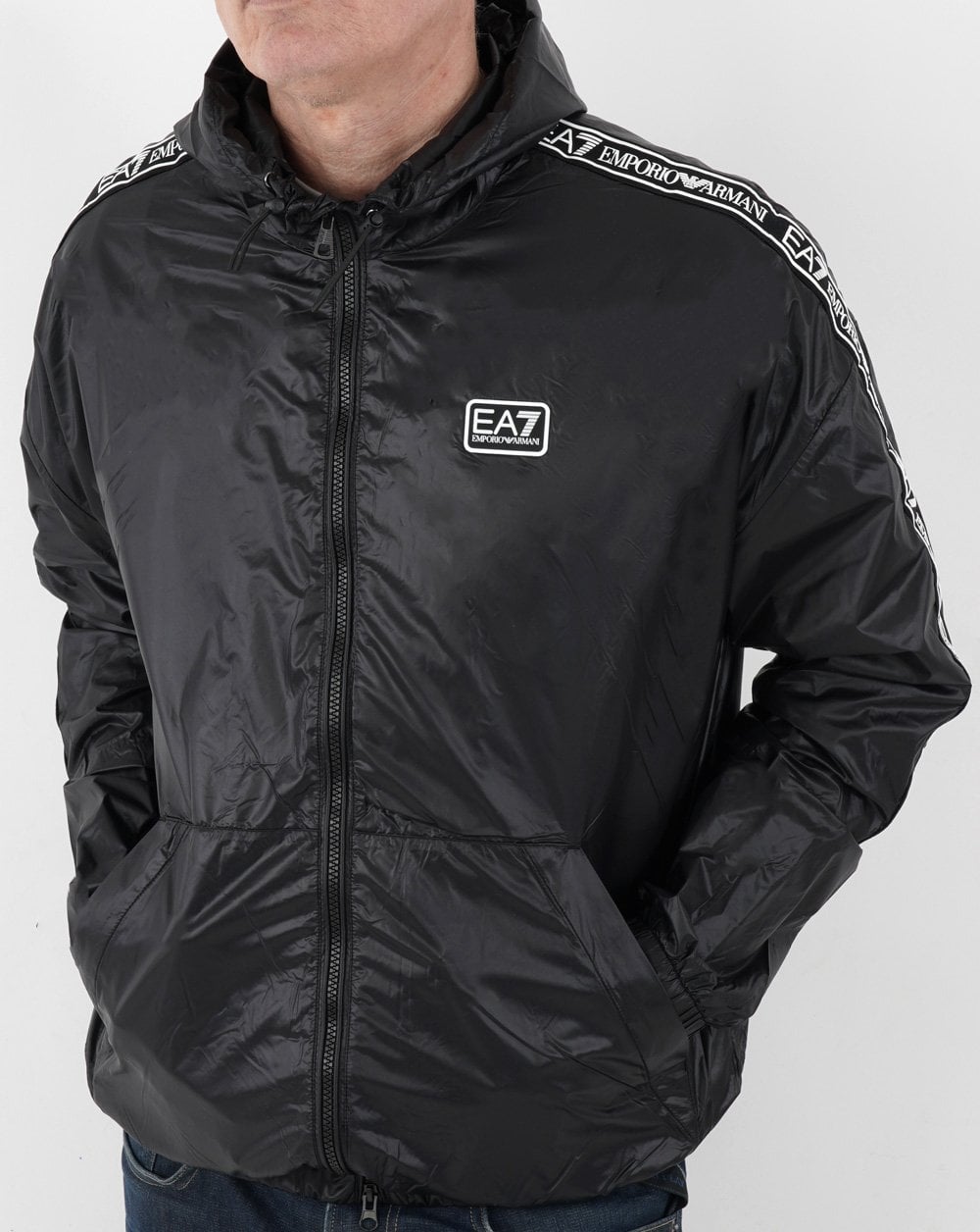 Emporio Armani – EA7 – Schwarze Jacke mit Logoband