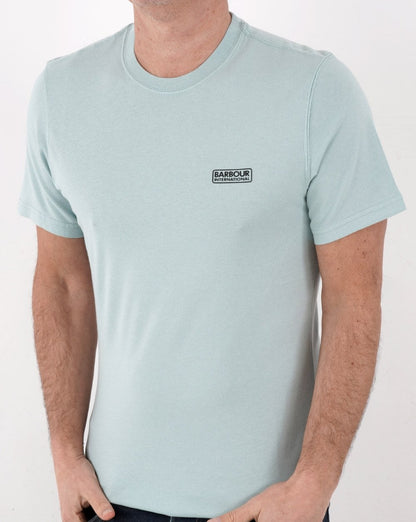 Barbour International – T-Shirt mit kleinem Logo in Pastellfichte