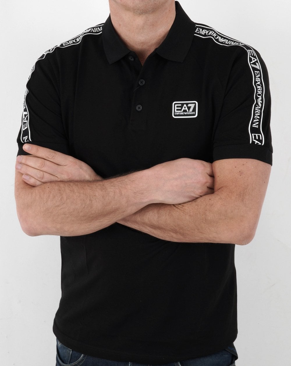 EA7 – Poloshirt mit Logo-Tape in Schwarz