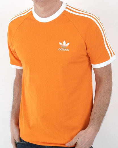 Adidas Originals – T-Shirt mit 3 Streifen in kräftigem Orange