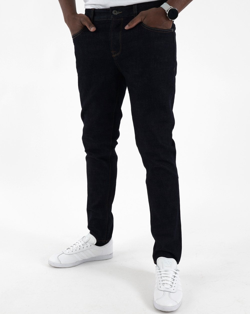 Pretty Green – Castlefield – Schmal geschnittene Jeans in Rinse-Waschung