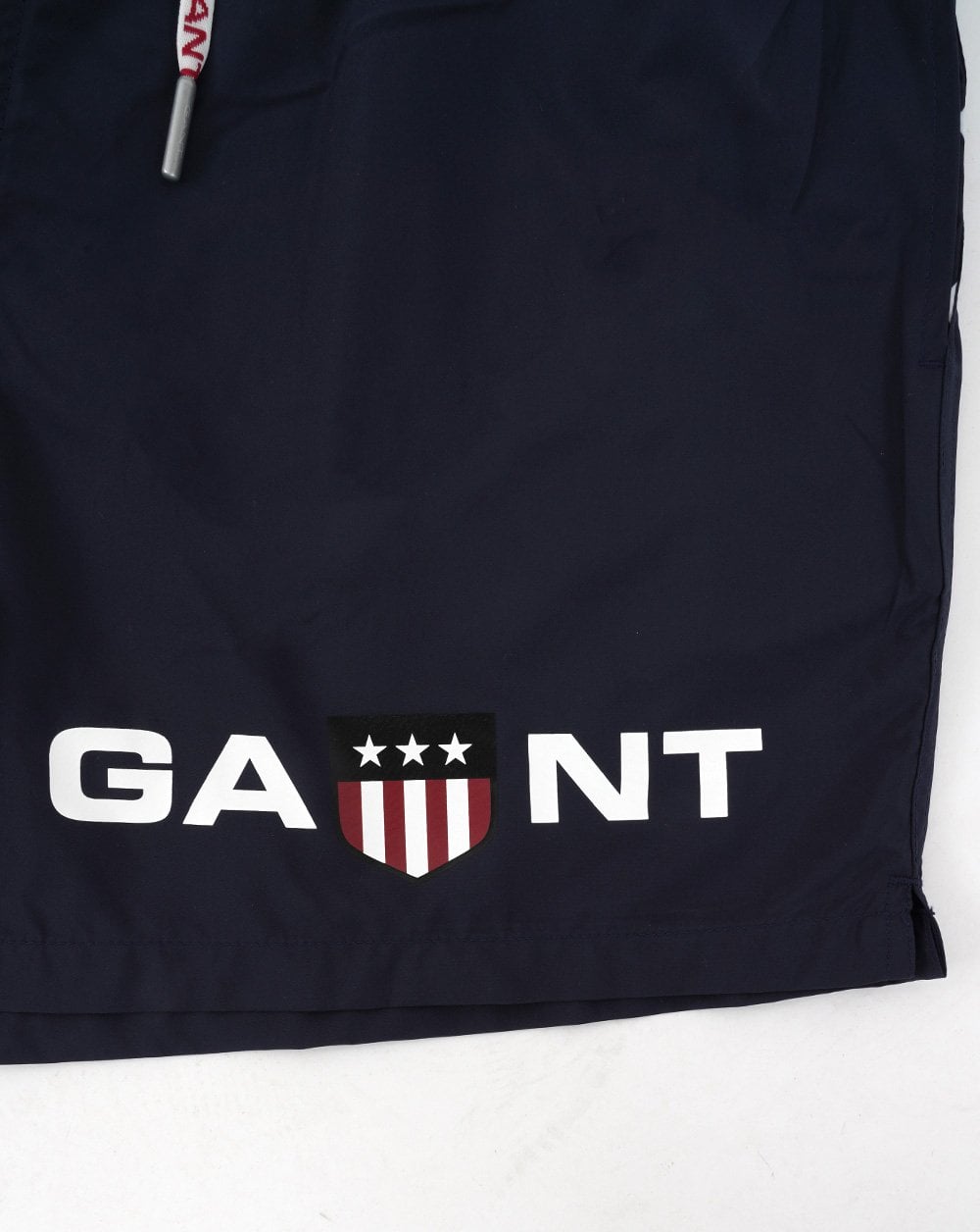 Gant Retro Shield Badeshorts, Marineblau