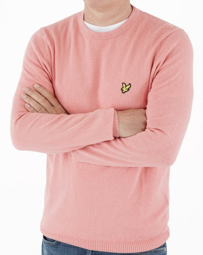 Lyle &amp; Scott – Rundhalspullover aus Baumwoll-Merinowolle in Rosa