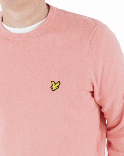 Lyle &amp; Scott – Rundhalspullover aus Baumwoll-Merinowolle in Rosa