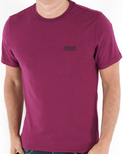 Barbour International – T-Shirt mit kleinem Logo in Magenta