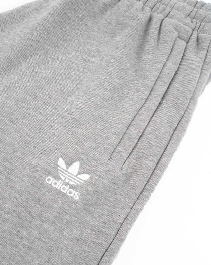 Adidas Originals – Lounge-Shorts mit Reißverschlusstasche, Grau meliert